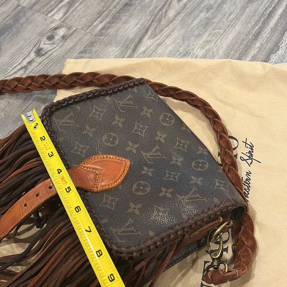 Louis Vuitton Brown and Tan Crossbody Bag - Picture 12 of 16